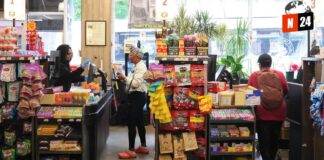 ¡Consumidores estadounidenses impulsan la economía a ritmo acelerado!