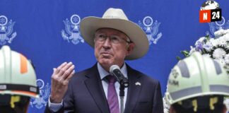 Embajador de EE. UU. en México advierte: “La democracia tiembla en todo el mundo”