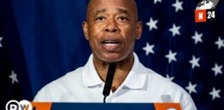 Escándalo en el Ayuntamiento: Alcalde de Nueva York Acusado de Soborno y Fraude