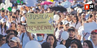 Chilpancingo se une en una marcha conmovedora por la justicia y la paz tras el asesinato del alcalde