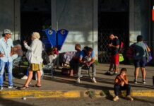 ¡Apagón histórico en Cuba: ¿Cómo sobreviven los cubanos a la oscuridad?