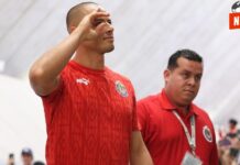 ¡Chicharito Vuelve a Brillar! El Goleador Mexicano Listo para Enfrentar a Pumas