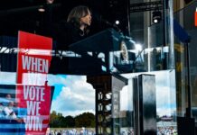 ¡Kamala Harris Enfrenta a Trump por sus Comentarios Misóginos!