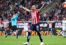 ¿Árbitro o Verdugo? La polémica decisión del VAR que sacudió el partido entre Chivas y Atlas