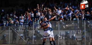 ¡Pumas y Monterrey se enfrentan en una épica batalla por el pase a semifinales!