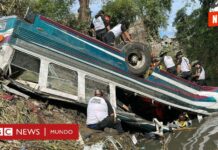 ¡Tragedia en Guatemala: 54 vidas perdidas en un accidente de autobús que conmociona al país!