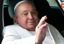 ¡Bronquitis Papal: El Papa Francisco Hospitalizado, Pero Sigue Luchando!