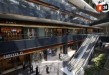 ¡Adiós a Forever 21: Cómo la moda rápida y la competencia en línea llevaron a la caída de un gigante!