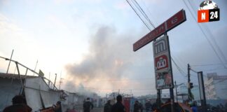 Incendio devora 25 viviendas en Lindavista: Bomberos libran batalla contra las llamas