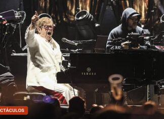 Elton John se despide de los escenarios en la CDMX entre lágrimas y aplausos